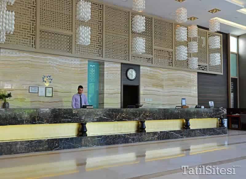 Queens Park Le Jardin